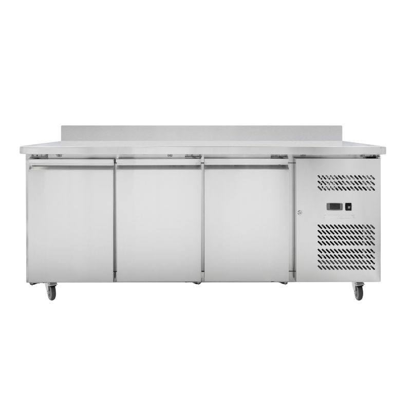 3-ukseline GN1/1 külmlaud - Sügavus 700 koos tagaservaga - Dynasteel