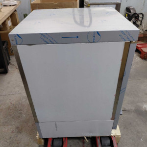 Lave-vaisselle Maestro 50x50 400V avec Pompe de Vidange et Doseur Détergent - Gastro M - Fourniresto