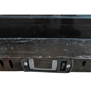 Tagumine baarikülmik Skinplate - 3 lükandklaasiga ust - 328 L - Dynasteel