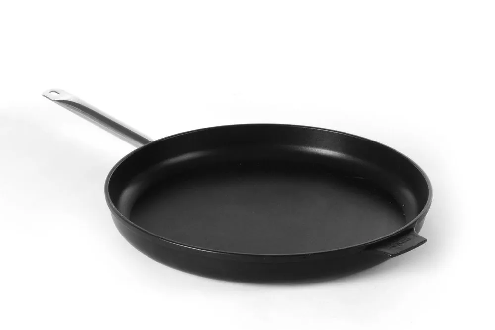 Alumiiniumist valualumiiniumpann - läbimõõt 40 cm