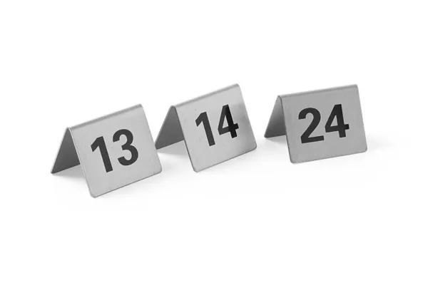 12 nummerdatud lauajalga komplektis 13 kuni 24