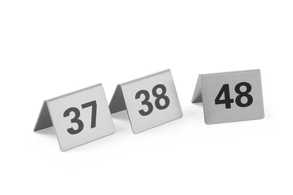 12 nummerdatud lauajalga komplektis vahemikus 37 kuni 48